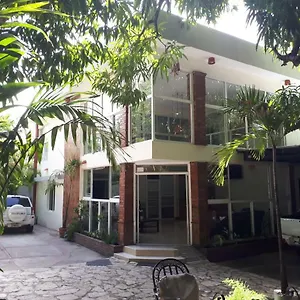 Alcaldeza - Garden House Maria Guadalupe Saint-Domingue